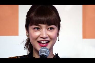 平愛梨、夫・長友佑都が不在の夜は「香水をふって恐怖に耐える」