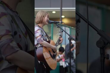 【久しぶりに弾き語りで】笑顔/いきものがかり Covered by パクユナ #shorts #路上ライブ #歌ってみた