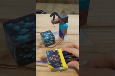 3Dプリンターで出力したマイクラのスティーブが動くぞ！ #minecraft #3d #microbit