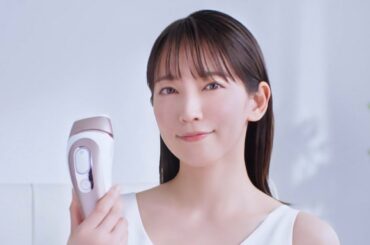 吉岡里帆  ブラウン 「スキンアイ エキスパート Pro7」 TVCM