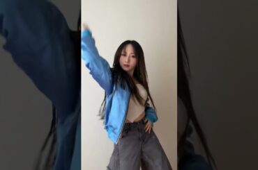 This that pretty girl.🩷🩵🩶最近はシルバーが1番すき。난 은색이 젤 좋아💭 #Juri #ジュリ #쥬리