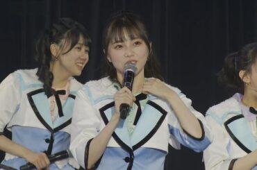 松岡はなの衣装トラブルに気付き大口を開けてリアクションする田中美久 HKT48