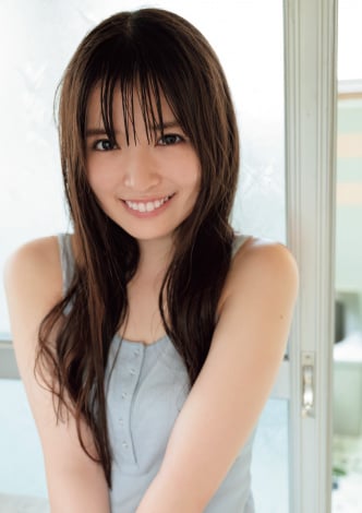 『TRIANGLE magazine 03』小川彩 cover 先行カット　撮影／細居幸次郎（C）講談社 