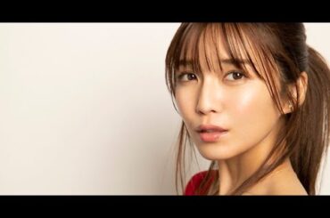 B1- 宇野実彩子、撮影チラ見せ 太もも全開“大胆ミニ”姿に「かわいいー!」