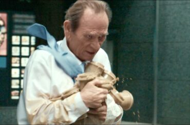 安藤サクラ、部下トミー・リー・ジョーンズにお使いをお願い／サントリー「クラフトボス」CM＋インタビュー＋メイキング