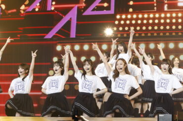 【ライヴレポート】乃木坂46、新曲「チャンスは平等」も初披露した12 thバスラを終え未来へ - News - OTOTOY