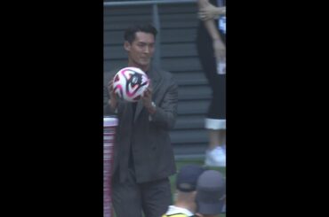 【おなじみのルーティーン】槙野智章さんによるキックインセレモニー