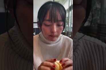 もぐもぐタイム😋🍞 　　　　　 　 　 　 　 　 　 　　　 　 　　 　 　 　 　 　 　  　 #japan#girl#breakfast#cafe #カフェ#パン#清井咲希#スターダ