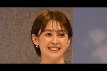 B1- 結婚の宮司愛海アナ、フジ同期の小澤&新見アナが熱烈祝福 貴重な3ショット添え「大きな愛で心地良い家庭を」