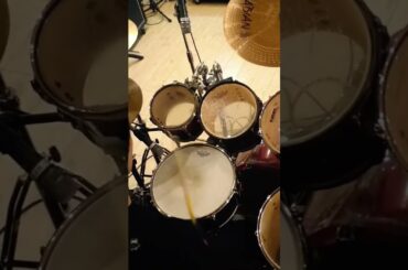 BABYMETAL～シンコペーション～#moametal #MOMOMETAL#叩いてみた #BABYMETAL#drum #ドラム #rock  #ツーバス #アニメ #ロック#ギミチョコ