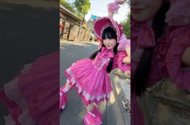 ショッキングピンクロリィタ、大森靖子ちゃんが着てくれた…！！！超🩷かわいいよーーー😭😭😭 @oomoriseiko  ​⁠ 大好き、どころか生きてきたことと常に共にあるよ #ロリィタ