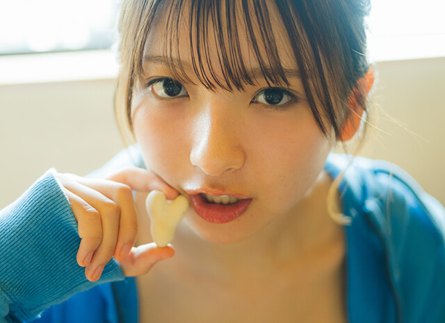 アイドルグループ 「Charlotte」の人気メンバー、17歳の女子高生・一ノ瀬瑠菜の新境地!「撮影でキャッチボールができたのが楽しくて。小学生の頃、野球チームに入っていました!」 – エンタメ – ニュース|週プレNEWS アイドルグループ 「Charlotte」の人気メンバー、17歳の女子高生・一ノ瀬瑠菜の新境地!「撮影でキャッチボールができたのが楽しくて。小学生の頃、野球チームに入っていました!」 - エンタメ - ニュース|週プレNEWS