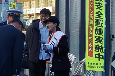 小鹿野警察冬の交通事故防止運動出発式１日警察署長茅野愛衣2