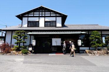 かつ丼！カレーうどん！常連が殺到するポツンとロードサイドうどん屋丨Japanese Street Food