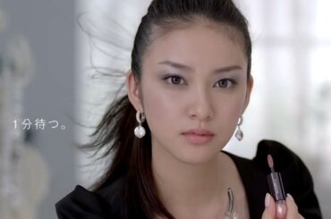 資生堂MAQuillAGEマキアージュ　武井咲　15秒01