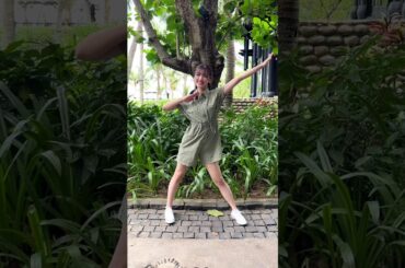 佐々木美玲 写真集発売まであと8日！ベトナム ダナンからみーぱん隊長！1st写真集『陽射しのパレード』12月17日発売！