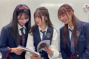 AKB48 村山彩希 山内瑞葵に大盛真歩 1st写真集を見て頂きました🌈