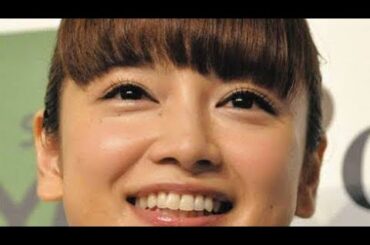 平愛梨、息子4人がお揃い服で密着「宝物みたいな写真」「頼りになるお兄ちゃん」と反響(Tokyo News)