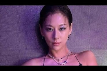 西内まりや、デコルテ全開ピアノ演奏に「感激。涙が出そう」「心に染む素敵な音色」「歌声も聴きたいなあ」eruojffmbxhkncg