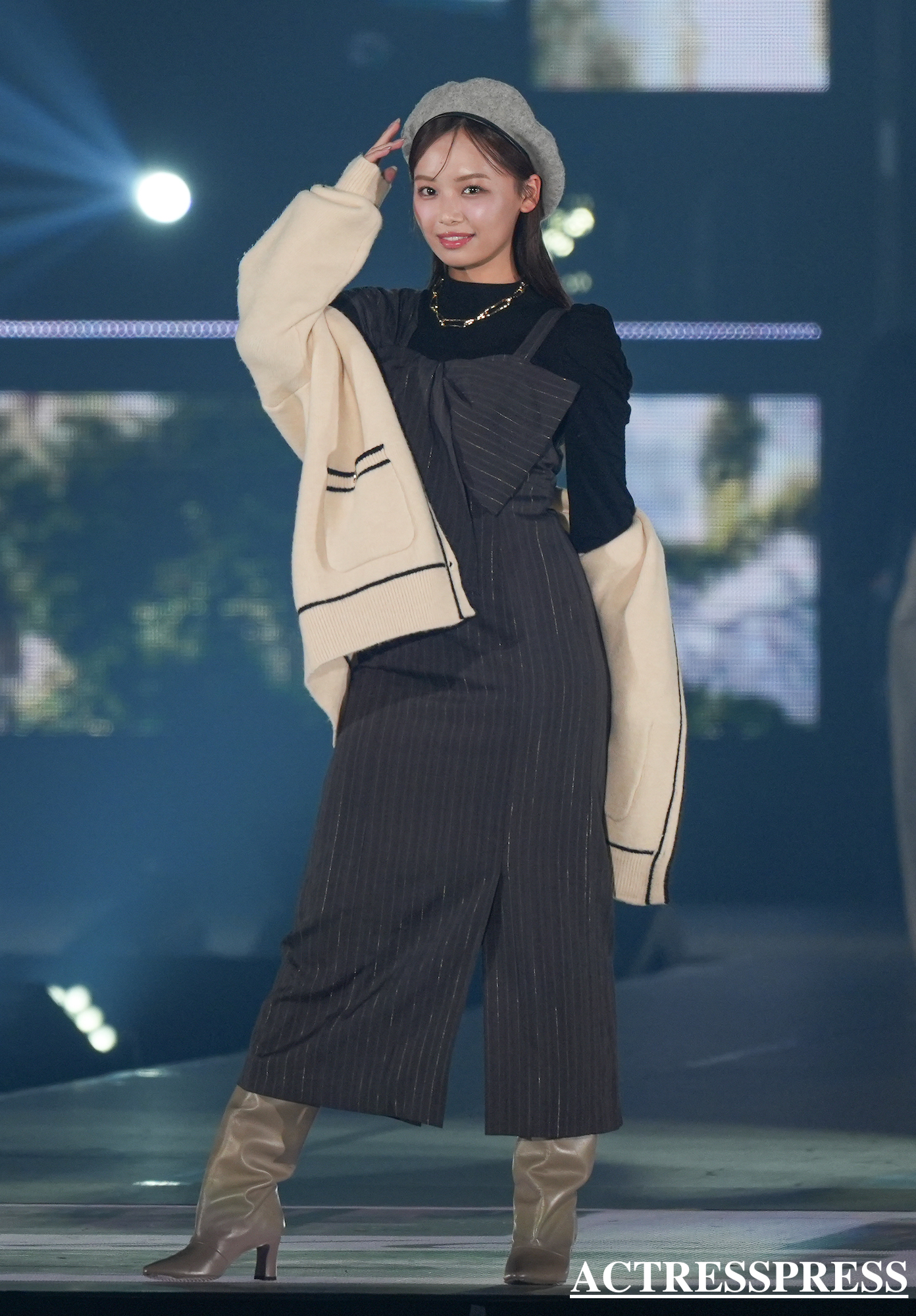 濱岸ひより（日向坂46）2024年10月19日、幕張メッセで開催のRakuten GirlsAward 2024 A/Wにて。(C) 撮影：ACTRESS PRESS編集部 (Photographer: SHUN）