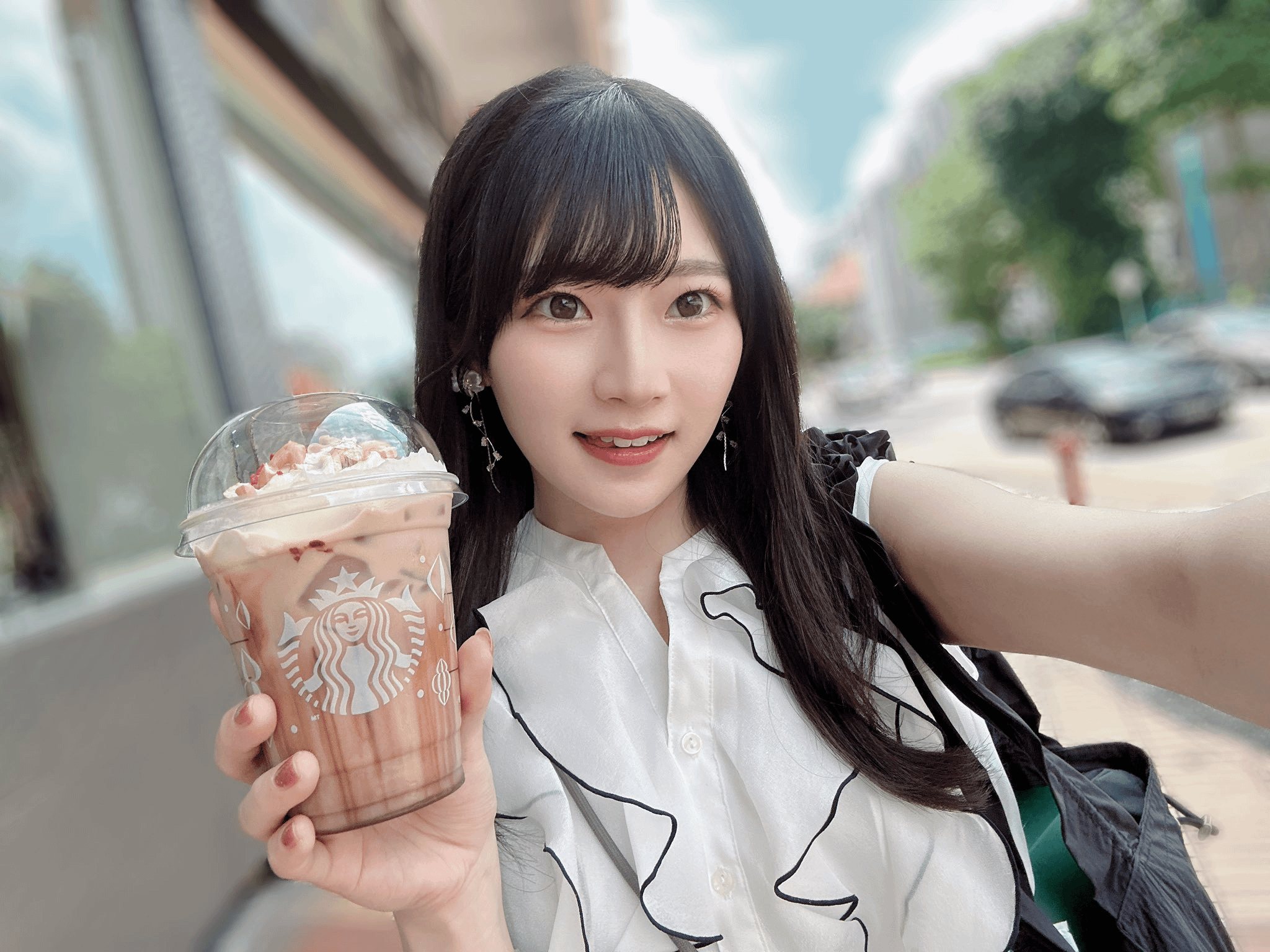 青木日菜: シンガポールからこんにちは!🦁🇸🇬 - Moe Zine