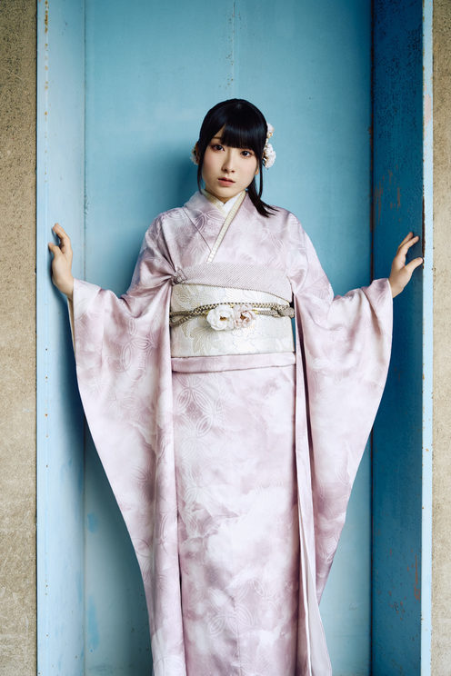 『20±SWEET[トゥエンティ・スウィート] 2025 JANUARY』（東京ニュース通信社刊／撮影：河西遼）