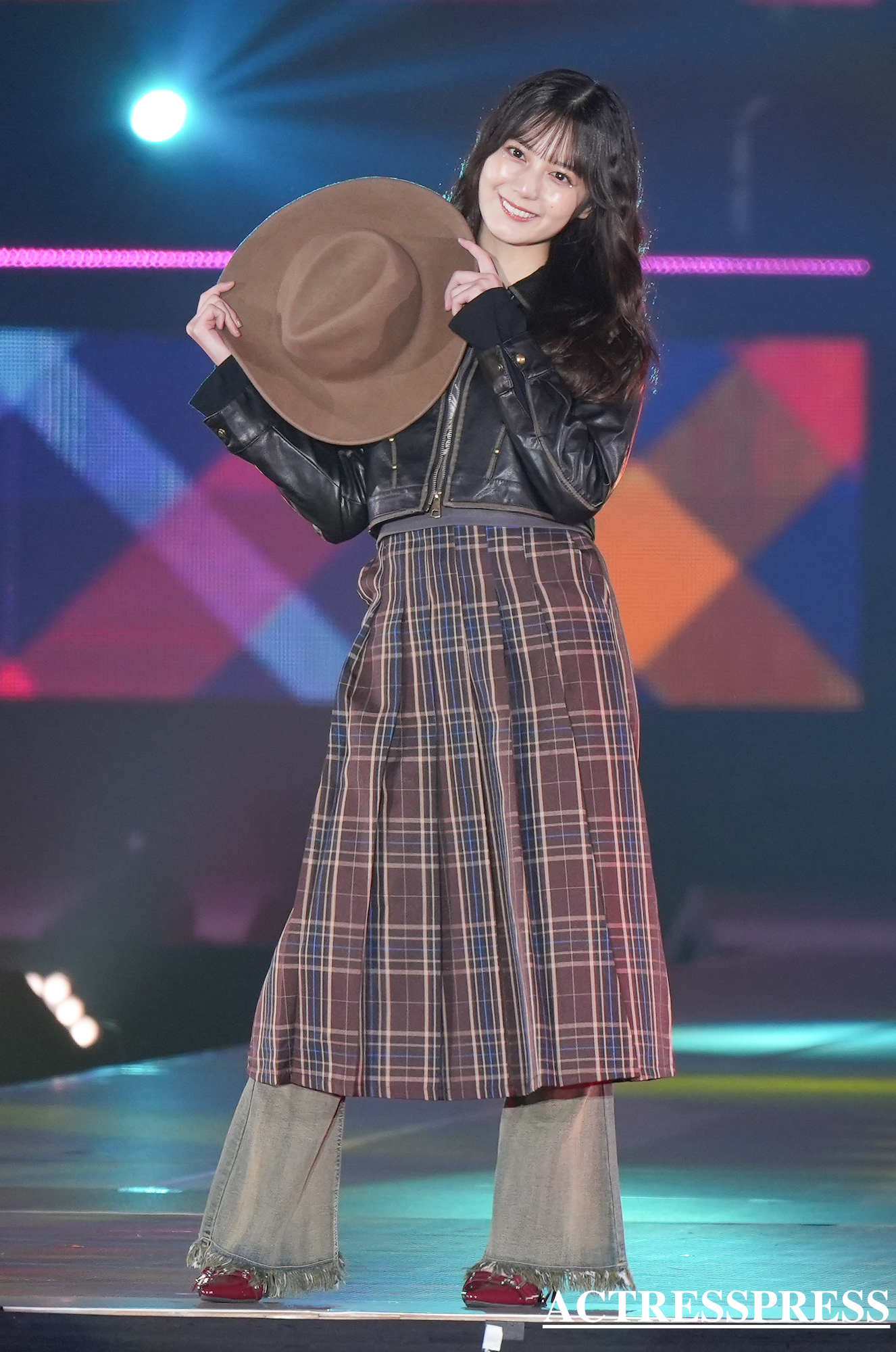 小坂菜緒（日向坂46）2024年10月19日、幕張メッセで開催のRakuten GirlsAward 2024 A/Wにて。(C) 撮影：ACTRESS PRESS編集部 (Photographer: SHUN）