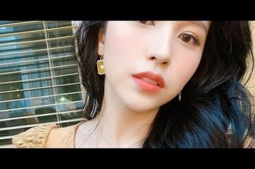 新着- TWICE ミナ、まるで女神！？ウェーブヘアが印象的な近況ショットを公開…堂々とした雰囲気 - Kstyle