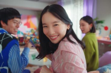 飯豊まりえ「ハマっちゃおうカナ」千葉雄大と「ディズニー・ロルカナ・トレーディングカードゲーム」テレビCMに出演