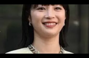 安藤優子氏　トレンチスタイルのジレコーデ披露「センス抜群に素敵」「モデルさんみたい」「かっこいい」