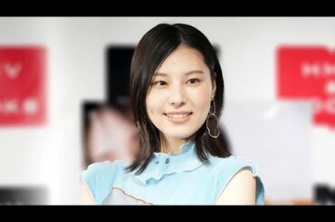 ＜相楽伊織＞元乃木坂46美女　水着姿のウインクショット「か…可愛すぎる」　カレンダーで..