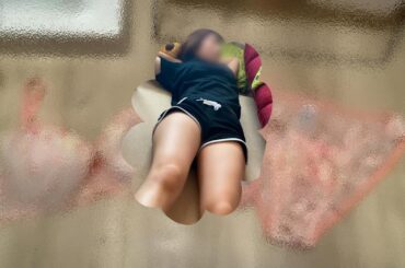 【妻の下着あさり】脱衣所にある洗濯カゴの中身が気になったので確認しに行きました。