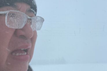 トムクルーズ似のマネージャーが楽しく会場までの道のりライブ配信、よもやネガキャン？