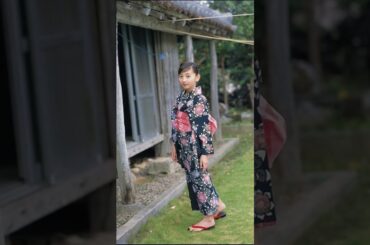 幻の超貴重写真集!! 飯田里穂 1st.「プール」part1.Amazonでは発見出来ず、ヤフオクでは最値上がり必至!!フォローして頂ければDMでお好みのジュニアアイドルお探しします🔎お気軽にどうぞ