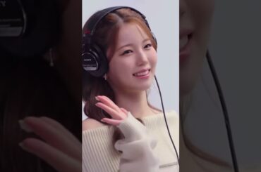 40度の熱出てたのにがんばってた☺️￼体に気をつけて頑張ってほしい！ #niziu #niziuayaka #アヤカ