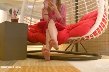 【マユカの足裏】温泉でくつろぎ中　#足裏 #足の裏 #sole