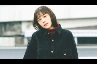 ＜松井愛莉＞デニムアイテムで3変化　ボリュームスカートコーデ、サロペットコーデを披露