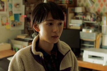 穂志もえかが三山凌輝と久保史緒里を揺るがす本編映像...映画『誰よりもつよく抱きしめて』本編映像