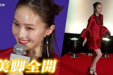 ももクロ百田夏菜子、美脚全開！赤のミニスカ姿で登壇　バレンタインチョコのプレゼントも