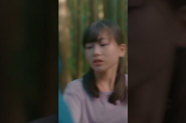 🥼#放課後カルテ🏫第4話先行公開🎬✨ 2人で大脱走🏃‍➡️🌳 -- 牧野先生も必死😂なんでオレが...！！　#松下洸平 #小西希帆#上田琳斗 #shorts