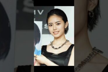 「五条先生」で話題になった安済セイラ、“大人っぽい”“絵画のような”背中露出ドレスで美背中披露@TokyoTrendz #tokyo #blackpink #japanbeauty