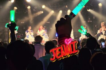 Maison de Queen - MC (MAKE THE QUEEN Vol. 5)