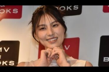 相楽伊織、2年連続でカレンダー発売　奄美大島で「一緒に旅行気分を味わって」　北野日奈子のお気に入りカットも紹介