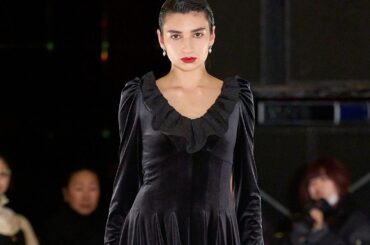 フェティコ、ヴィヴィアーノ、サトル ササキらが発表！──2025-26年秋冬 東京コレクションのハイライト前編 | Vogue Japan