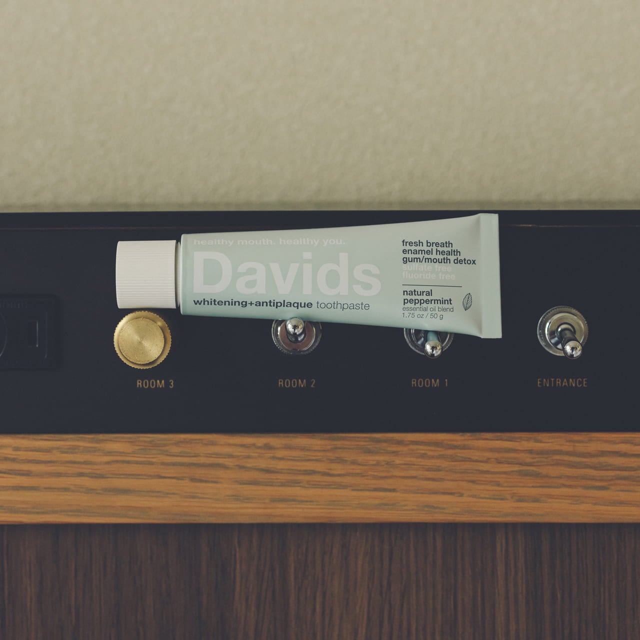 Davids ホワイトニングトゥースペースト （ペパーミント）