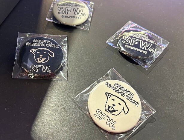 ナイジェル グラフさんデザインの缶バッジ