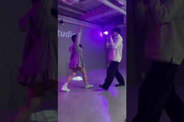 Eu Sento Gabu!の撮影で焦ってコケそうになるお笑い芸人　#ひまわりが咲く頃に #神崎るか #踊ってみた #dance #EuSentoGabu  #アイドル #森サークル #shorts