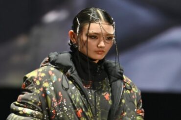 櫻坂46・山崎天、強め女神スタイルで登場　フェイスジュエリーにも負けない“天様”を証明.tgc 2025.