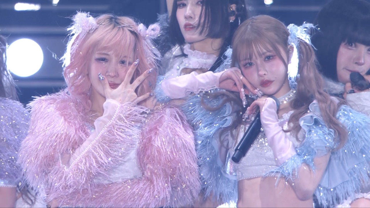 “戦慄かなの電撃復帰”の新生ZOCXが圧巻パフォーマンス!大森靖子率いる新体制メンバーが熱狂ライブ 『KANSAI COLLECTION 2025 S/S』 “戦慄かなの電撃復帰”の新生ZOCXが圧巻パフォーマンス!大森靖子率いる新体制メンバーが熱狂ライブ 『KANSAI COLLECTION 2025 S/S』