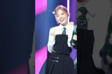 천사온다!!! 😍💗 #NiziU #Miihi